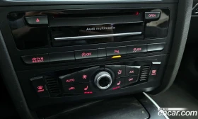 Audi A4 30 TDI Dynamic B8, снимка 16