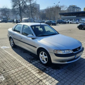 Opel Vectra 1.8/16v/115кс-Газ, снимка 2