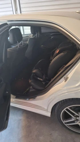 Mercedes-Benz E 220 - 7500 € / 14668.73 лв. - 89627399 7