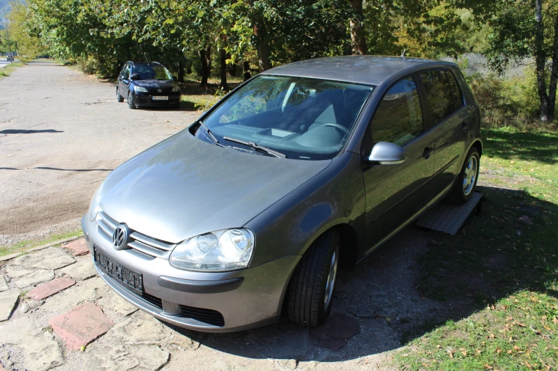 VW Golf 1.9TDI 90кс, снимка 15 - Автомобили и джипове - 47403422