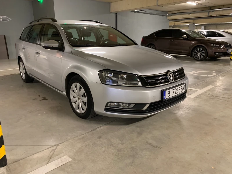 VW Passat 1.6 TDI, снимка 1 - Автомобили и джипове - 47107071