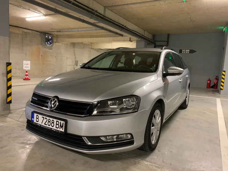 VW Passat 1.6 TDI, снимка 2 - Автомобили и джипове - 47107071