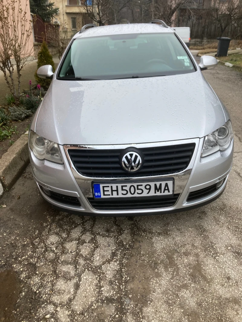 VW Passat, снимка 1 - Автомобили и джипове - 48292614