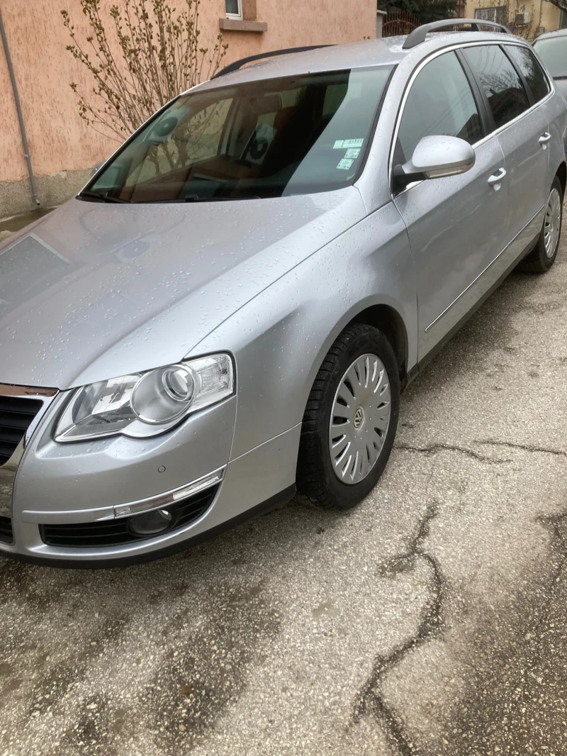 VW Passat, снимка 2 - Автомобили и джипове - 48292614