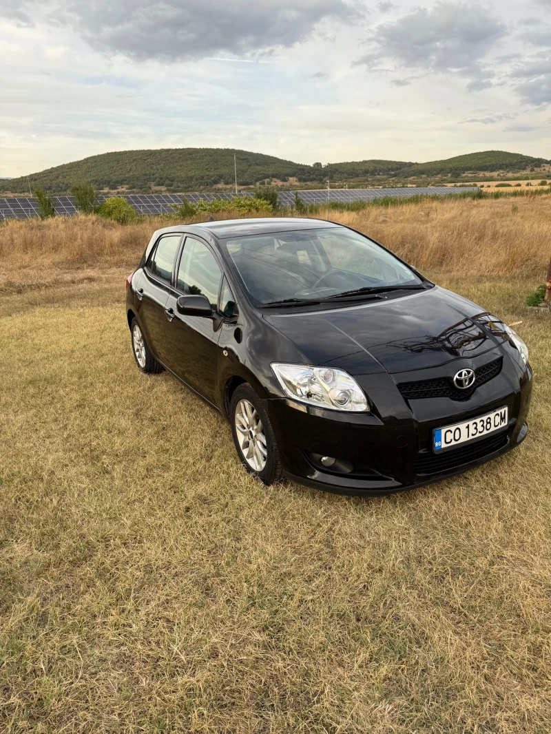Toyota Auris, снимка 3 - Автомобили и джипове - 52371932