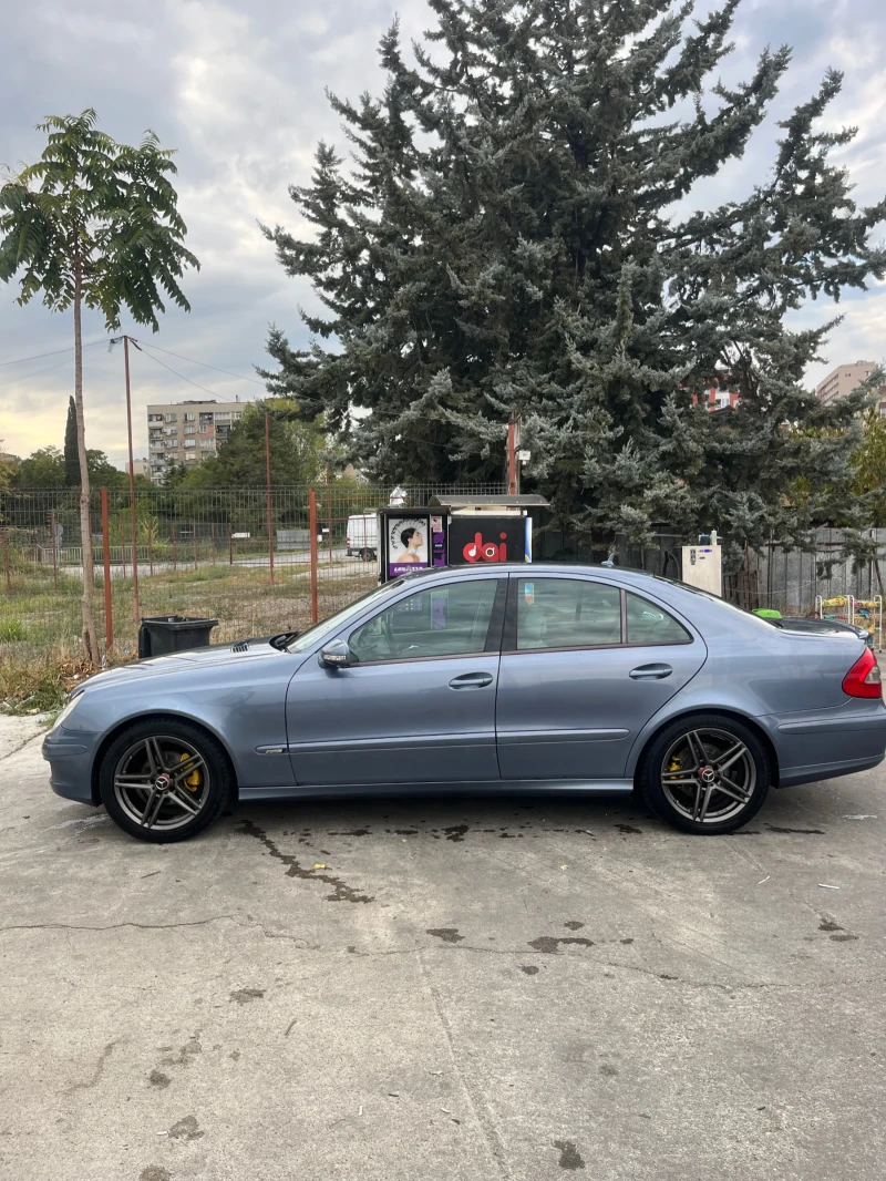 Mercedes-Benz E 280, снимка 5 - Автомобили и джипове - 52380173