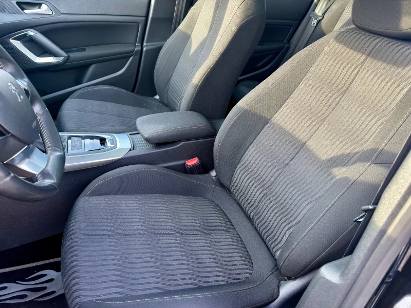 Peugeot 308 2.0 Blue-HDI 150к.с, снимка 10 - Автомобили и джипове - 52550470