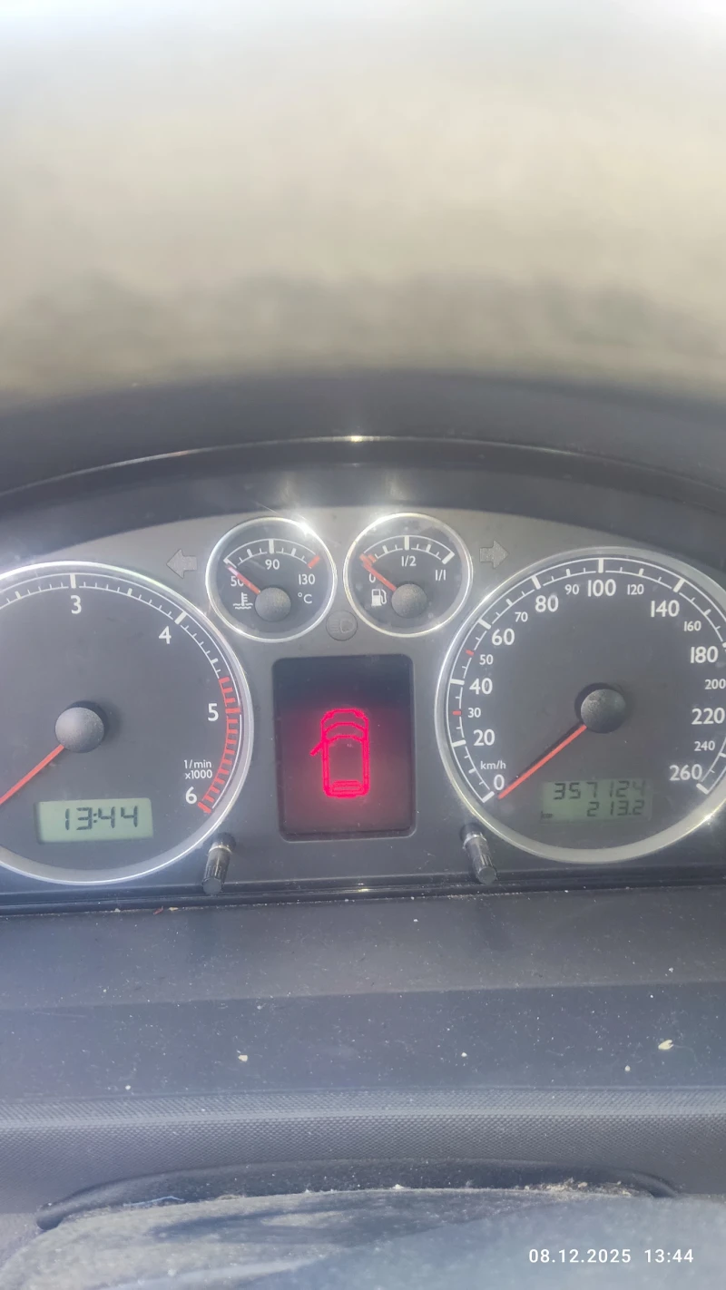 Seat Alhambra, снимка 3 - Автомобили и джипове - 52694063