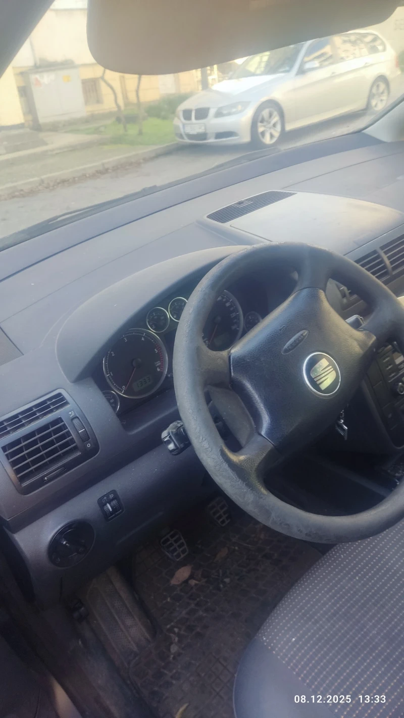 Seat Alhambra, снимка 6 - Автомобили и джипове - 52694063