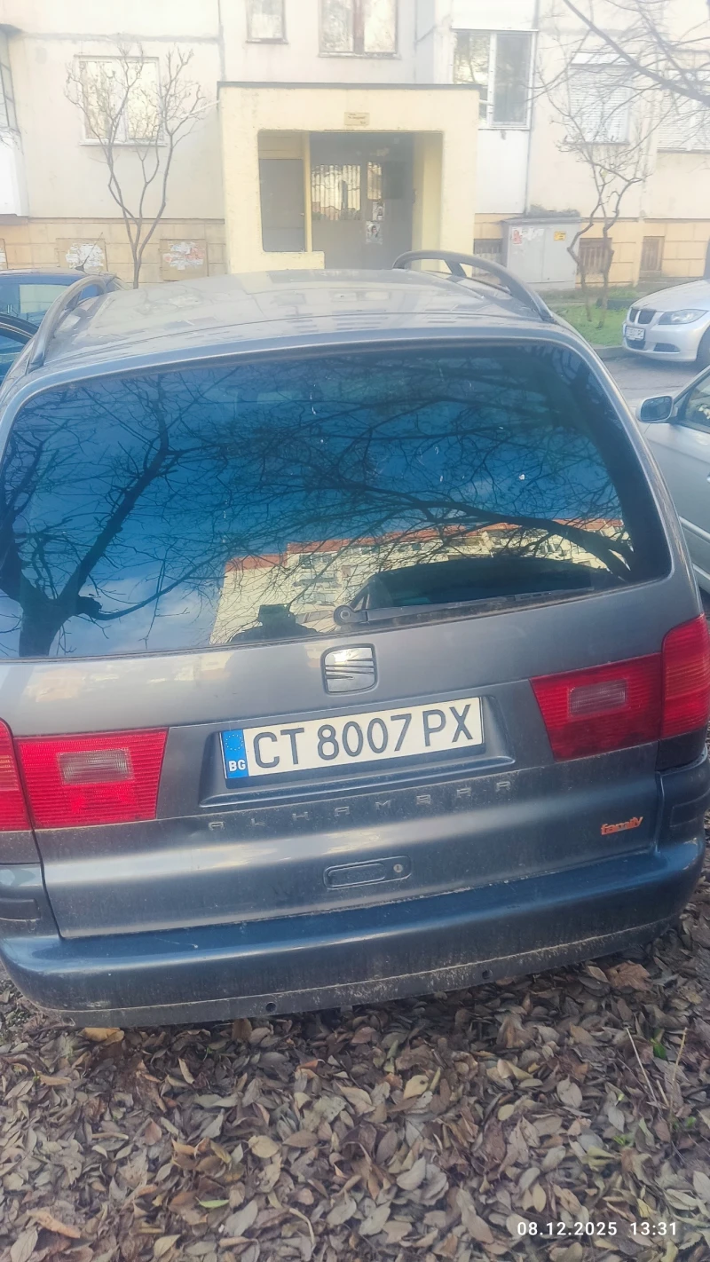 Seat Alhambra, снимка 12 - Автомобили и джипове - 52694063