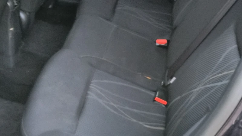 Peugeot 208 1.2 й, снимка 7 - Автомобили и джипове - 52804737