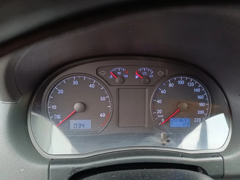 VW Polo, снимка 5 - Автомобили и джипове - 53022811