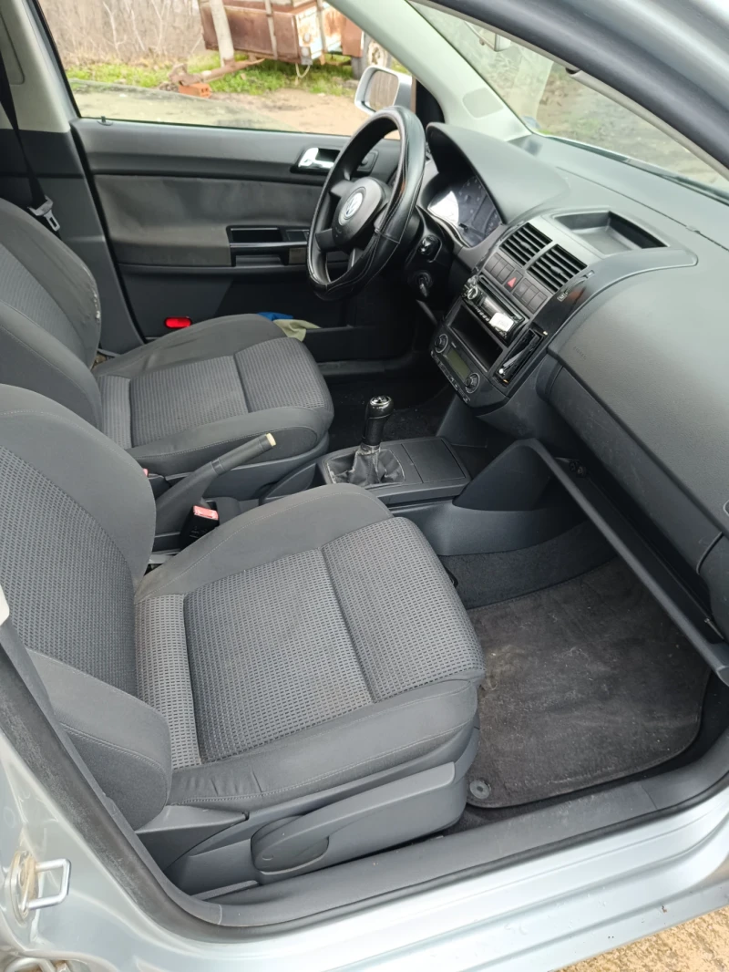 VW Polo, снимка 8 - Автомобили и джипове - 53022811