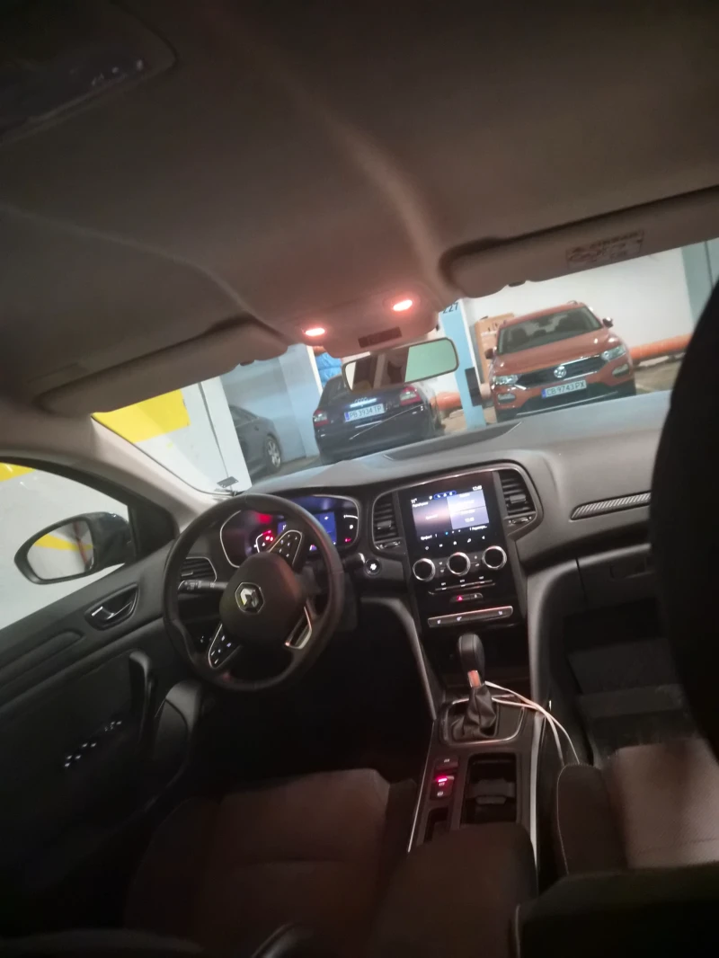 Renault Megane, снимка 8 - Автомобили и джипове - 53125882