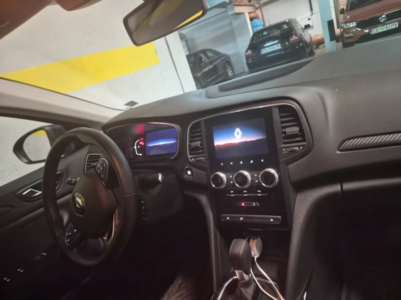 Renault Megane, снимка 11 - Автомобили и джипове - 53125882