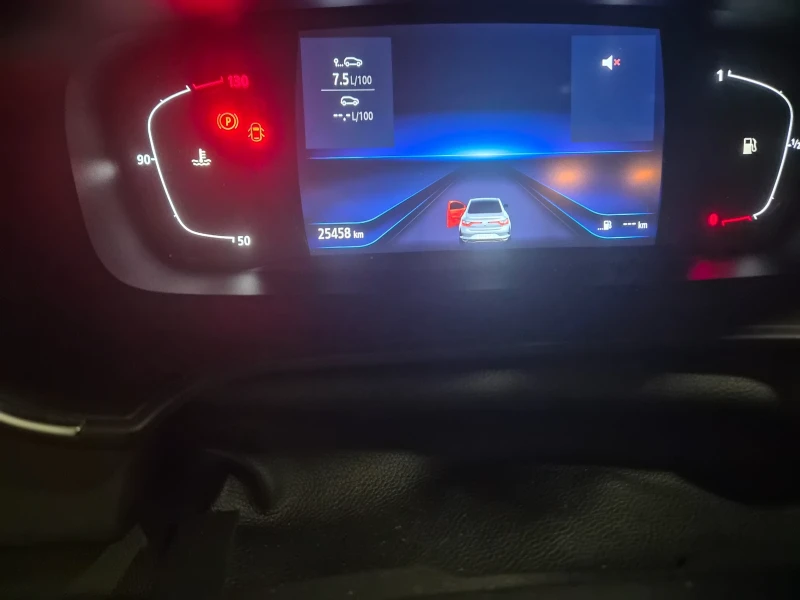 Renault Megane, снимка 7 - Автомобили и джипове - 53125882