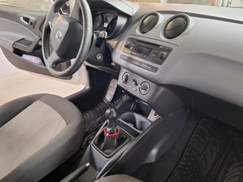 Seat Ibiza, снимка 11 - Автомобили и джипове - 53298110
