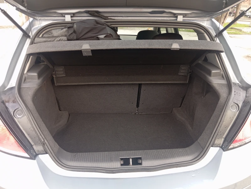 Opel Astra 1.6 i, снимка 15 - Автомобили и джипове - 53432840