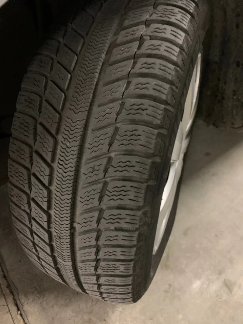 VW Passat 1.6 TDI - 10900 лв. - 46799777 | Car24.bg