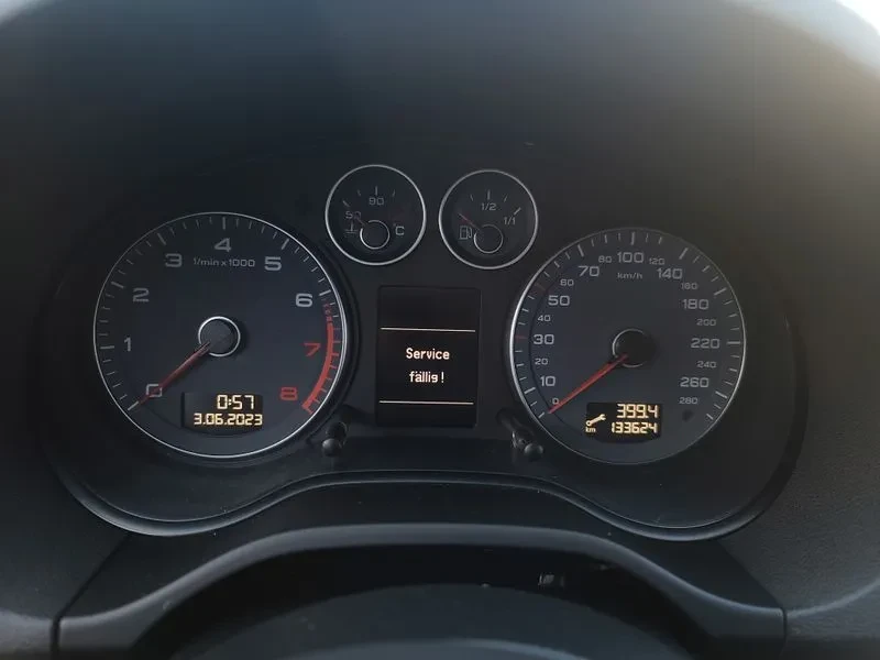 Audi A3 2.0 Tfsi Dynamic, снимка 9 - Автомобили и джипове - 54971457