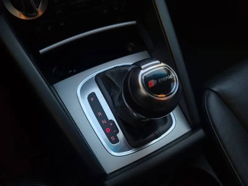 Audi A3 2.0 Tfsi Dynamic, снимка 17 - Автомобили и джипове - 54971457