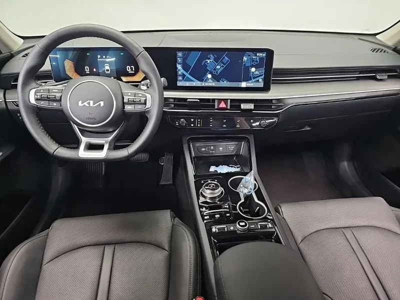 Kia K5 1.6 Turbo Prestige, снимка 7 - Автомобили и джипове - 55736552