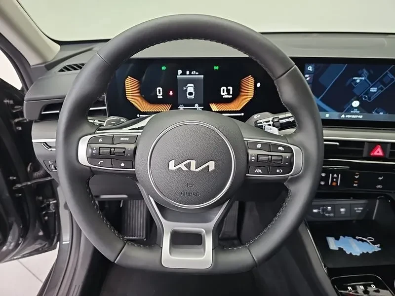 Kia K5 1.6 Turbo Prestige, снимка 11 - Автомобили и джипове - 55736552