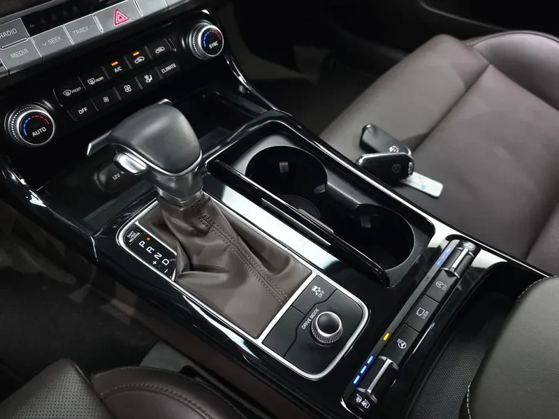 Kia Stinger 2.0 Turbo Awd Prime, снимка 9 - Автомобили и джипове - 55787427