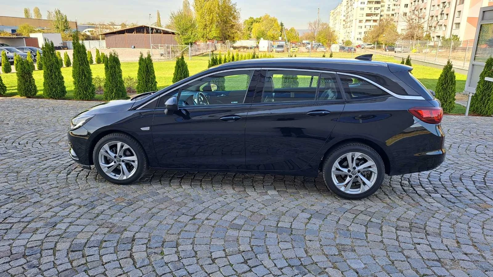 Opel Astra Sports Tourer Plus - изображение 8