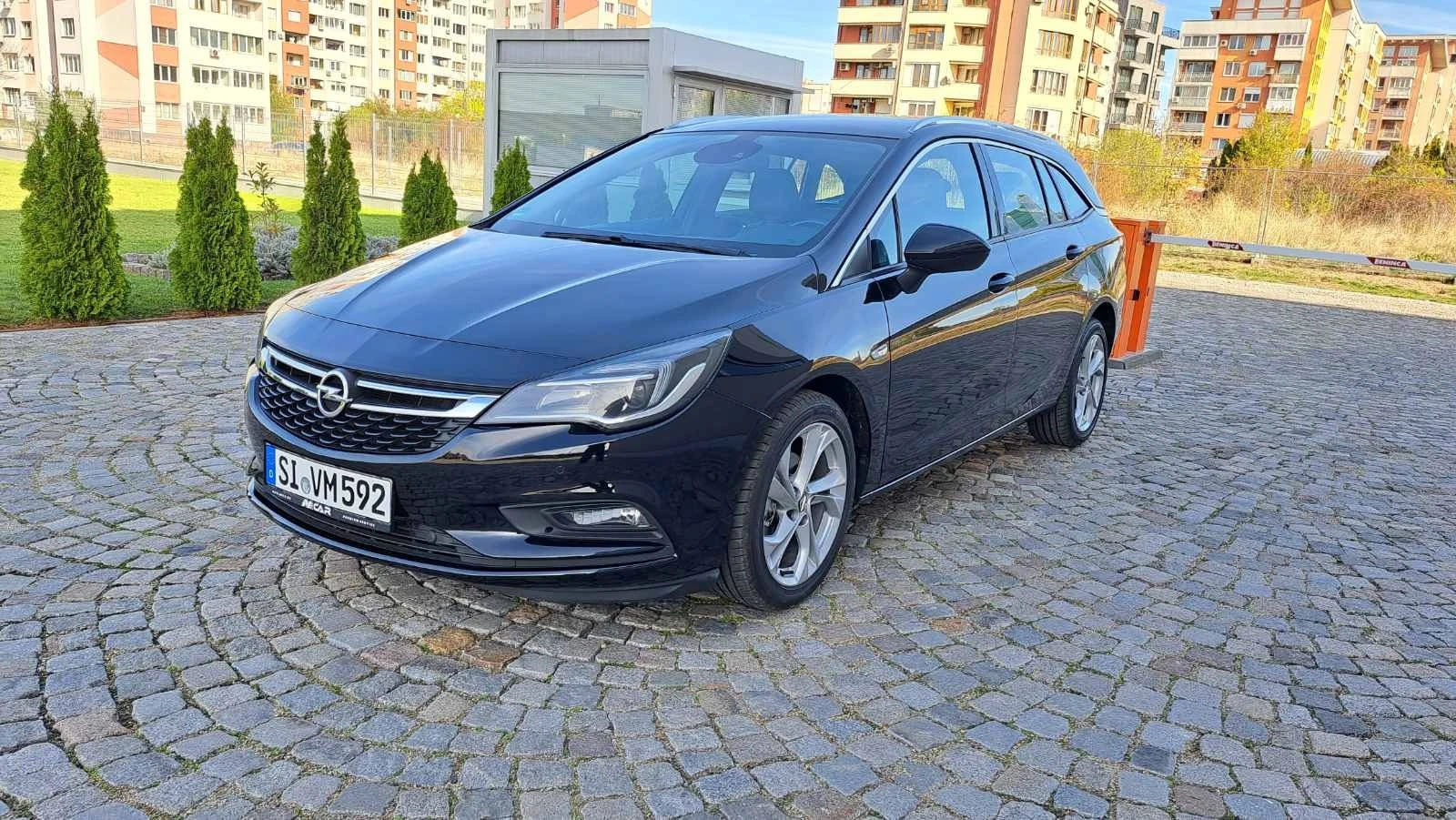 Opel Astra Sports Tourer Plus - [1] 