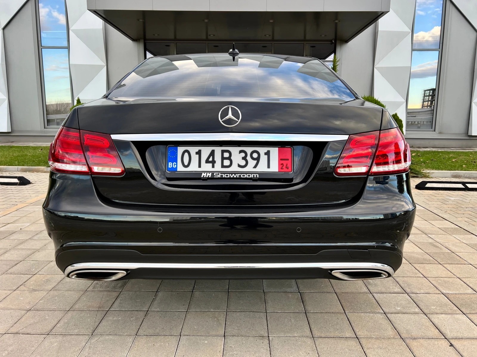 Mercedes-Benz E 350 AMG-FACE-FULL-LED-DISTRONIC-NAVI-ПЕРА-ПОДГРЕВ - изображение 6