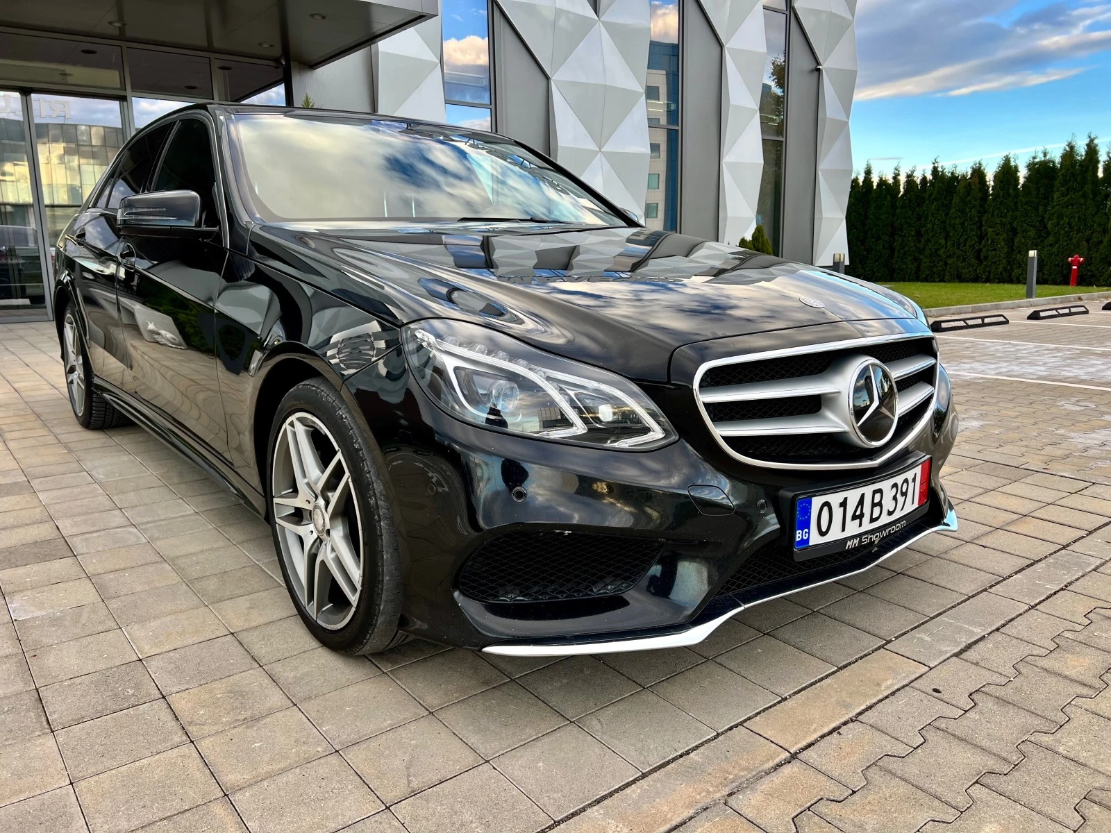 Mercedes-Benz E 350 AMG-FACE-FULL-LED-DISTRONIC-NAVI-ПЕРА-ПОДГРЕВ - изображение 3