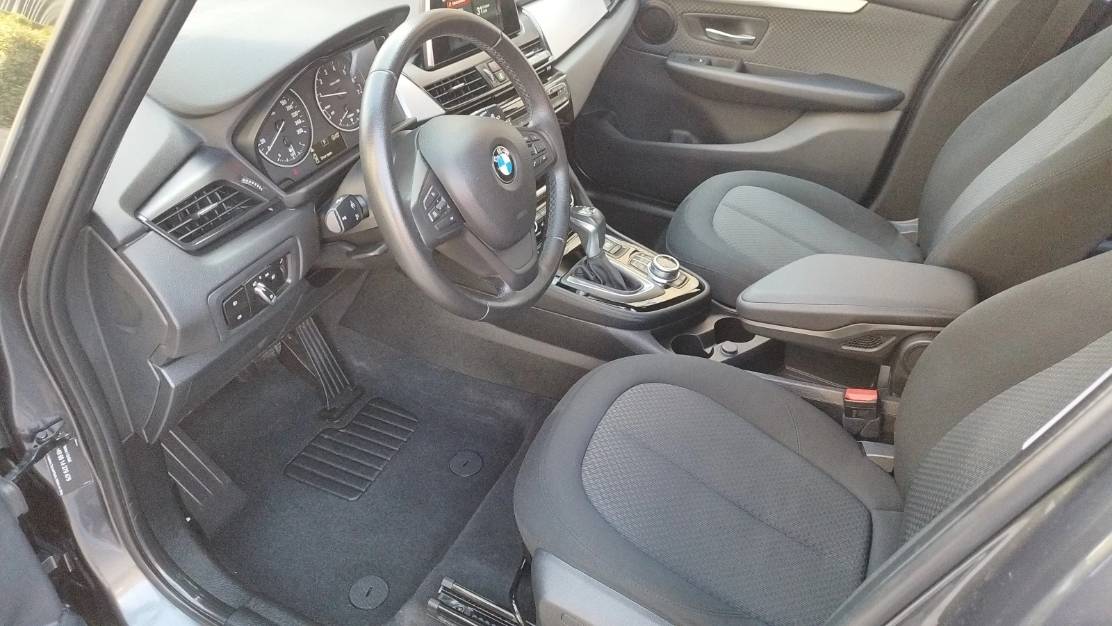 BMW 2 Active Tourer 218 - изображение 10