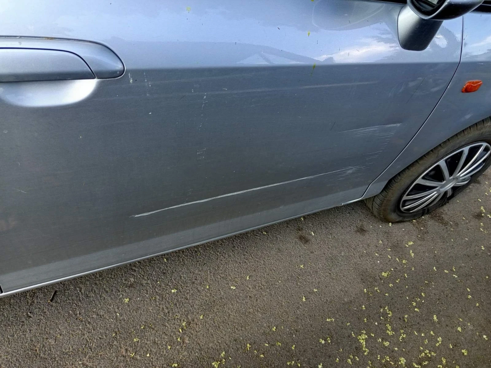 Honda Jazz 1.3 - изображение 5