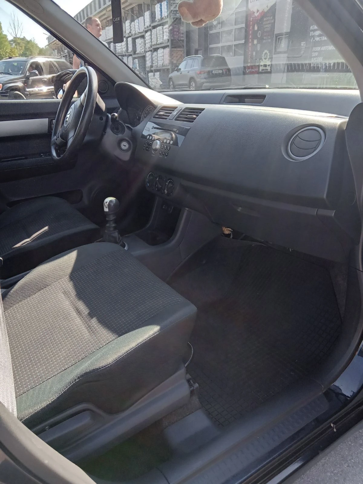 Suzuki Swift  - изображение 8