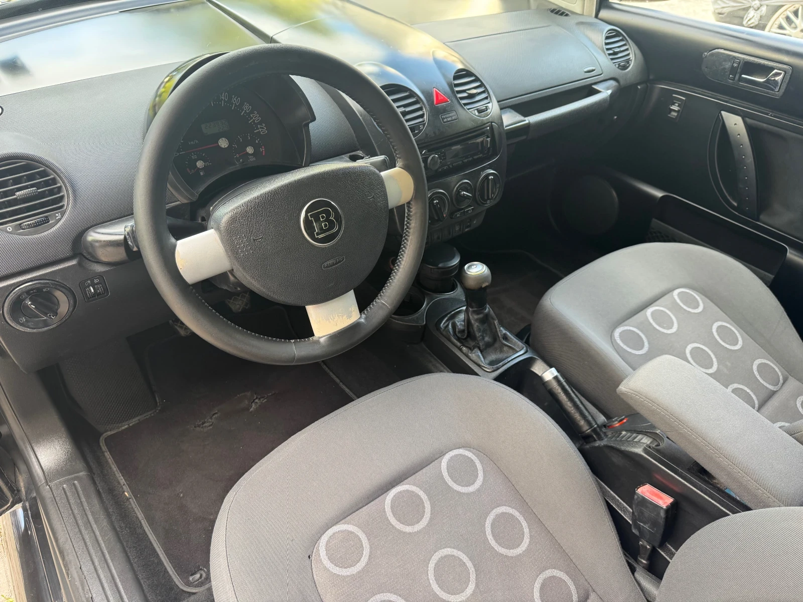 VW Beetle 1.9TDI ATD - изображение 7