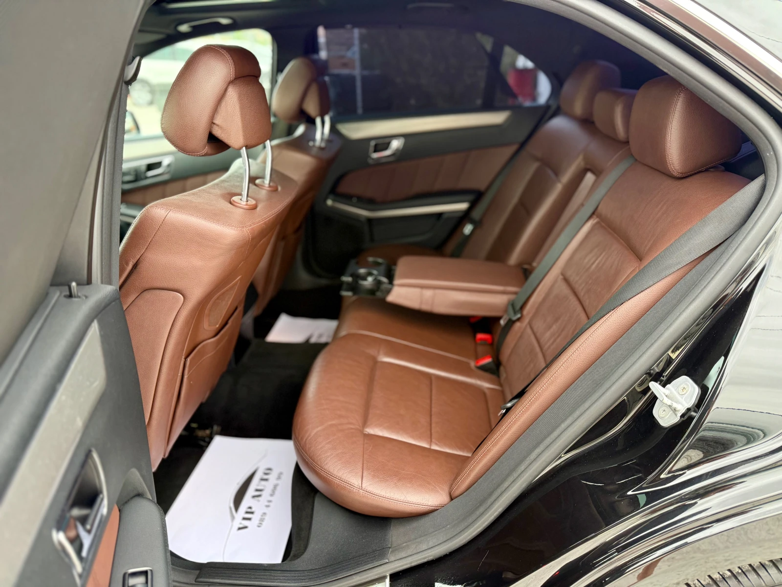 Mercedes-Benz E 350 AMG PACKET FULL MAX DISTRONIC PLUS - изображение 9