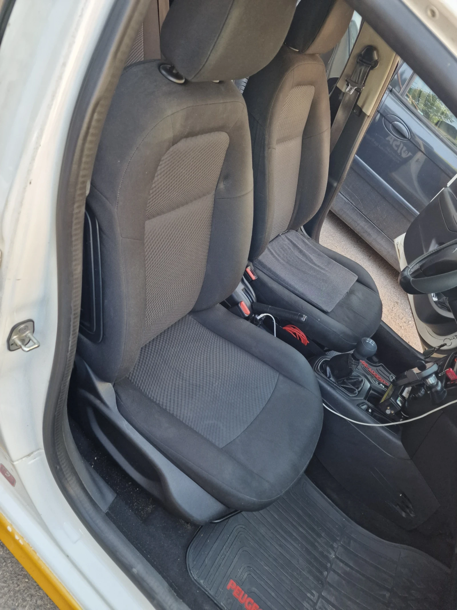 Citroen C-Elysee 1.2 - изображение 8