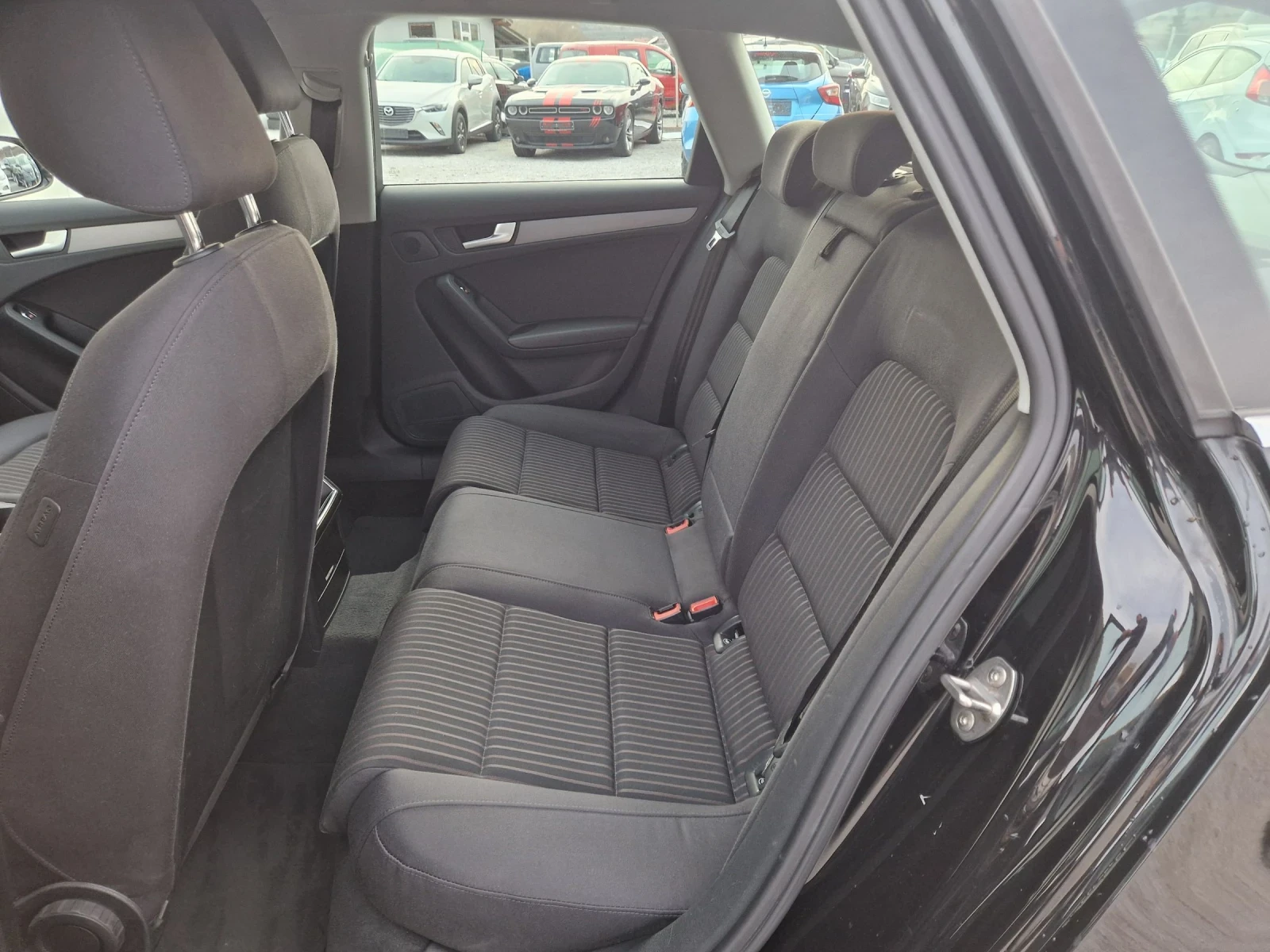 Audi A4 2.0TDi 143kc Euro5 Navi LED - изображение 9