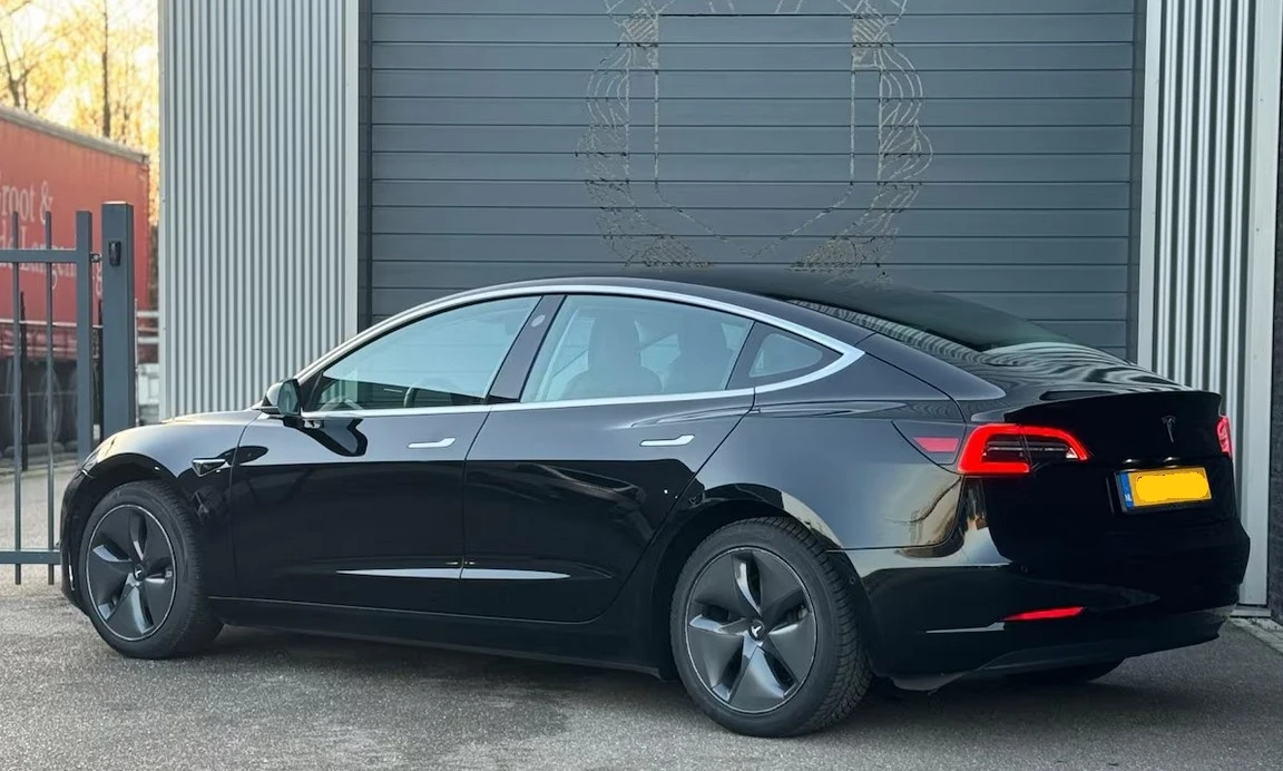 Tesla Model 3 SR+ 88% SOH, снимка 4 - Автомобили и джипове - 54061321