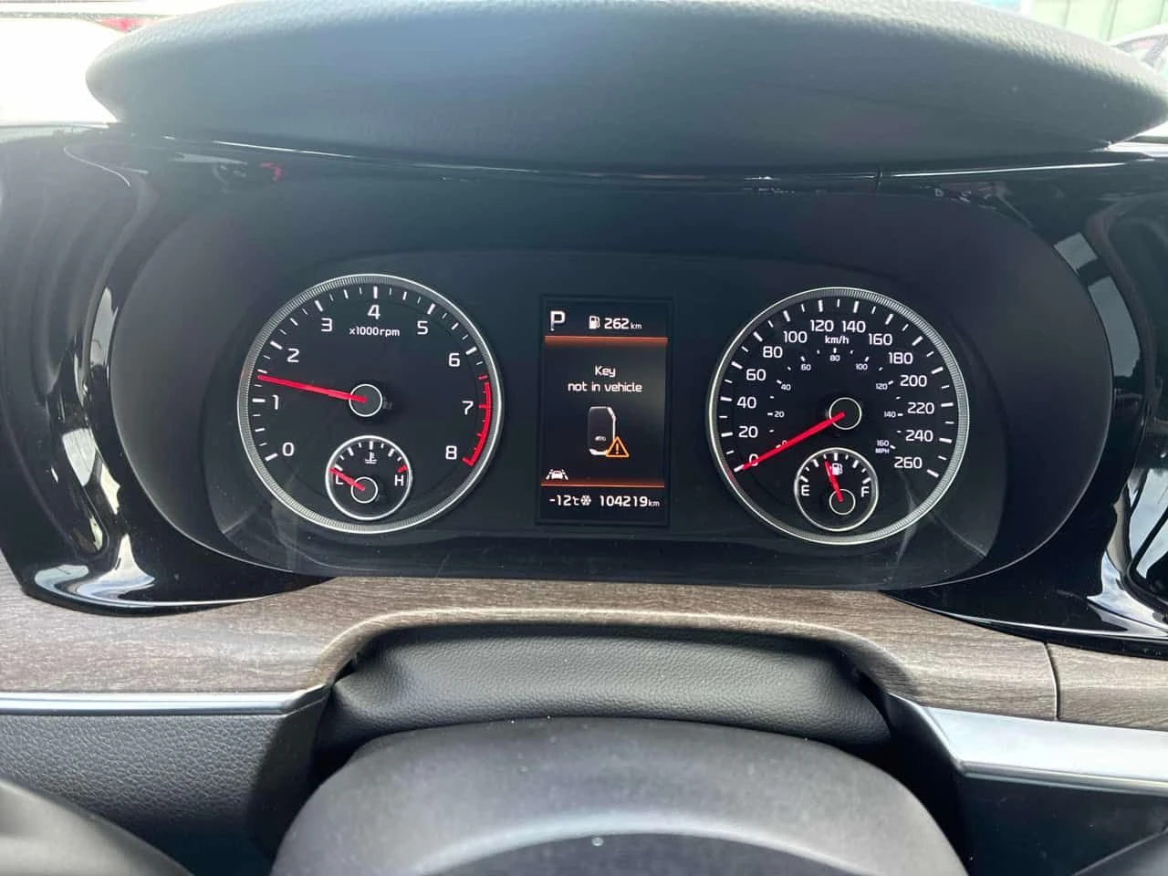 Kia K5 EX/CARFAX/Кожа/Панорама/Подгрев/Нави, снимка 7 - Автомобили и джипове - 54120849