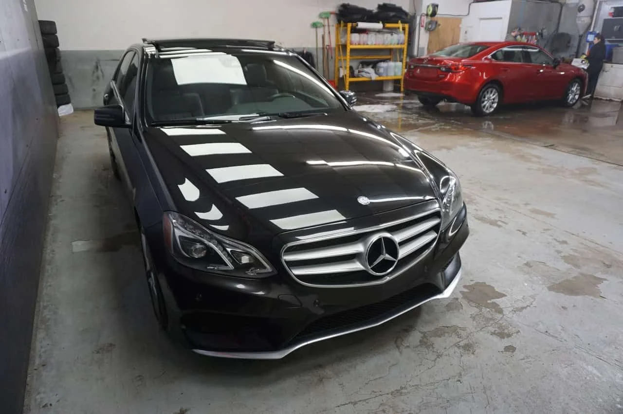 Mercedes-Benz E 400 AMG Line * 4matic * Фиксирана цена до БГ * CARFAX, снимка 3 - Автомобили и джипове - 54448791