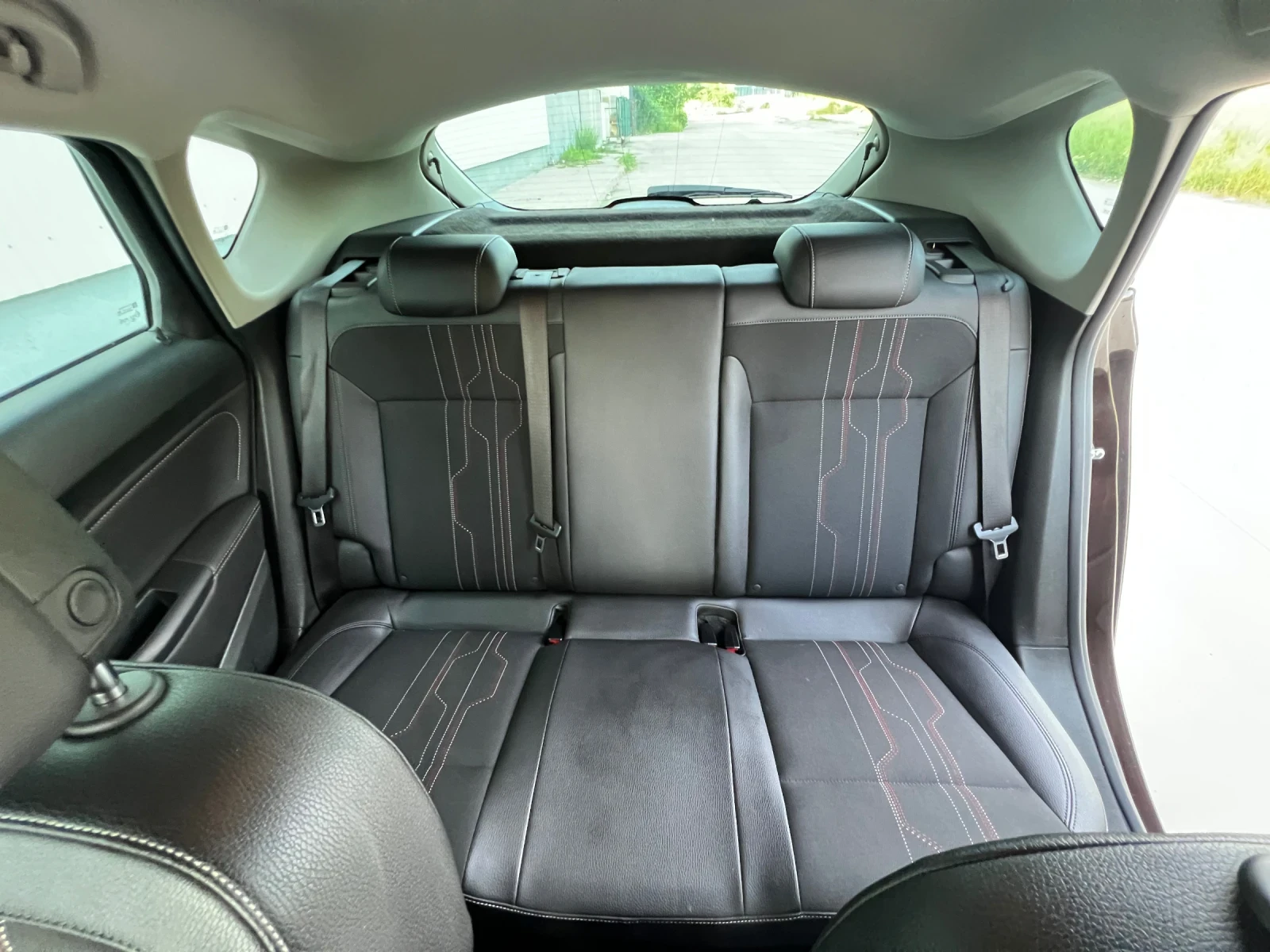 Opel Astra 1.7 Дизел Facelift, снимка 16 - Автомобили и джипове - 54671350