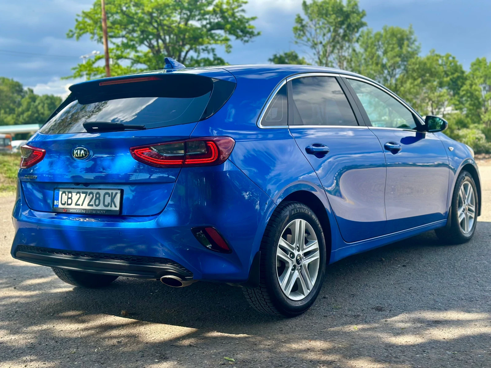 Kia Ceed 1.5 Turbo Дистроник , снимка 6 - Автомобили и джипове - 54702592
