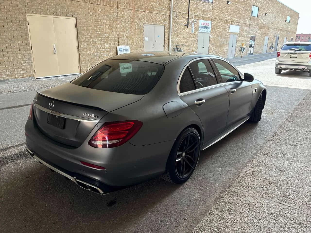Mercedes-Benz E 63 AMG * S * ��������� * ������ | Mobile.bg � ����������� 3