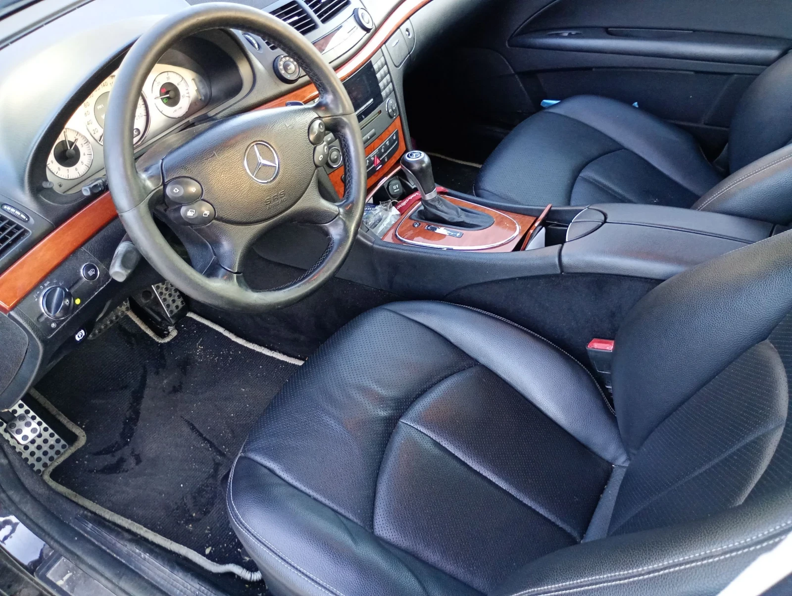 Mercedes-Benz E 280 CDI V6 4MATIC , снимка 7 - Автомобили и джипове - 55105277