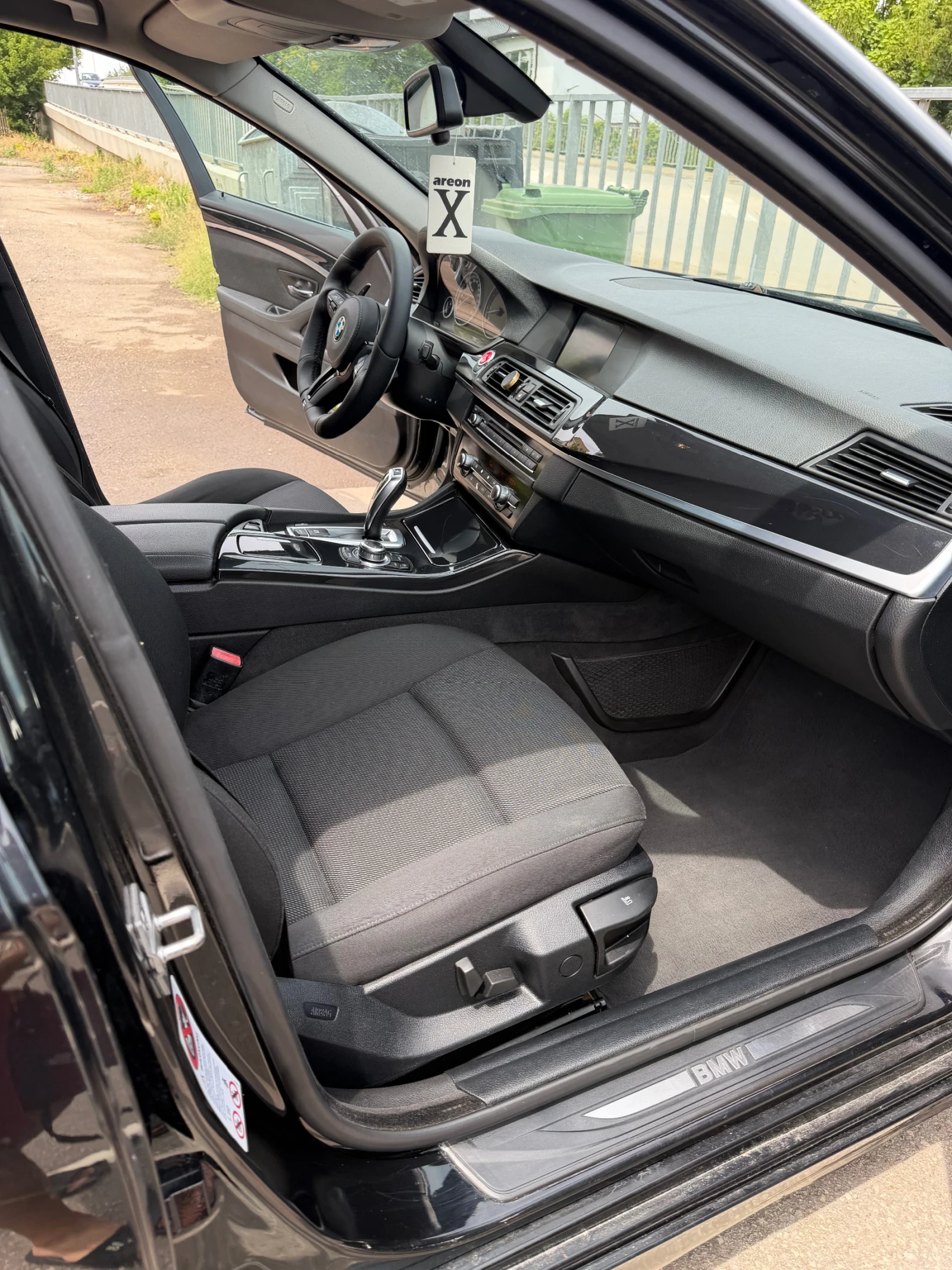 BMW 523 F10 523i, снимка 14 - Автомобили и джипове - 55133597