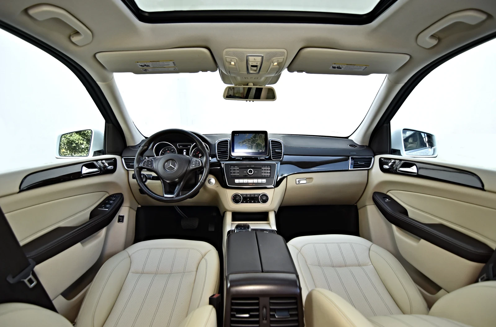 Mercedes-Benz GLS 450 4M TV AMG DIGITAL LIGHT 7-SITZE, снимка 7 - Автомобили и джипове - 55173331