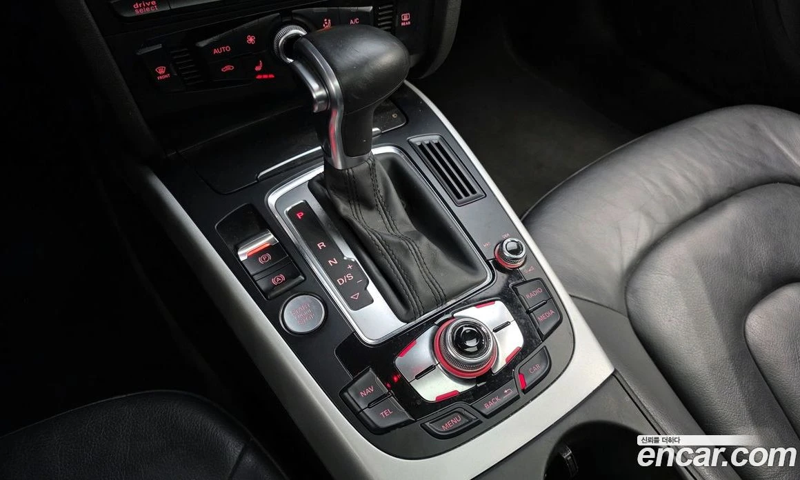 Audi A4 30 TDI Dynamic B8, снимка 9 - Автомобили и джипове - 55676693