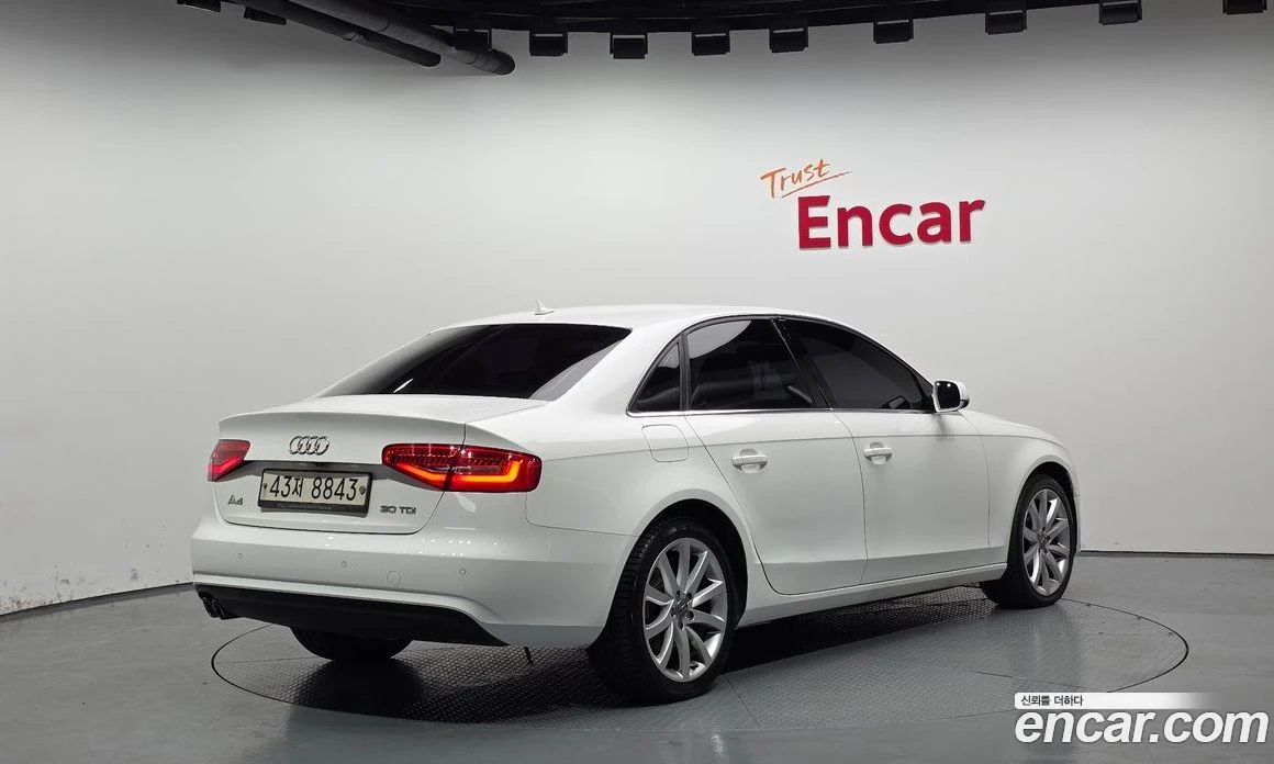 Audi A4 30 TDI Dynamic B8, снимка 2 - Автомобили и джипове - 55676693
